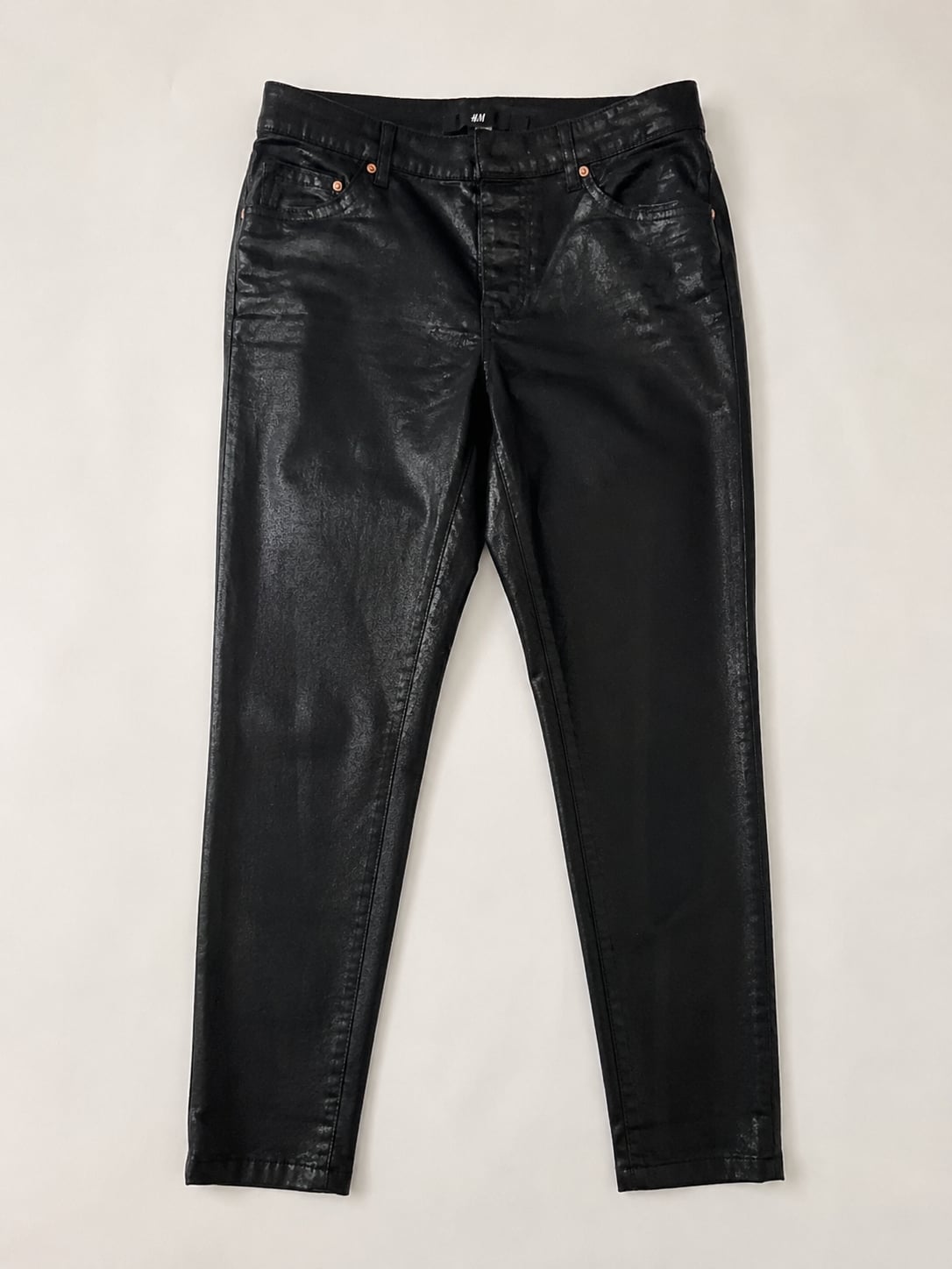 H&M Black Coated Skinny Jeans Size 4